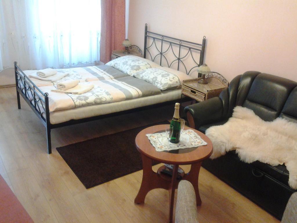 Apartment U Tri Jehnatek