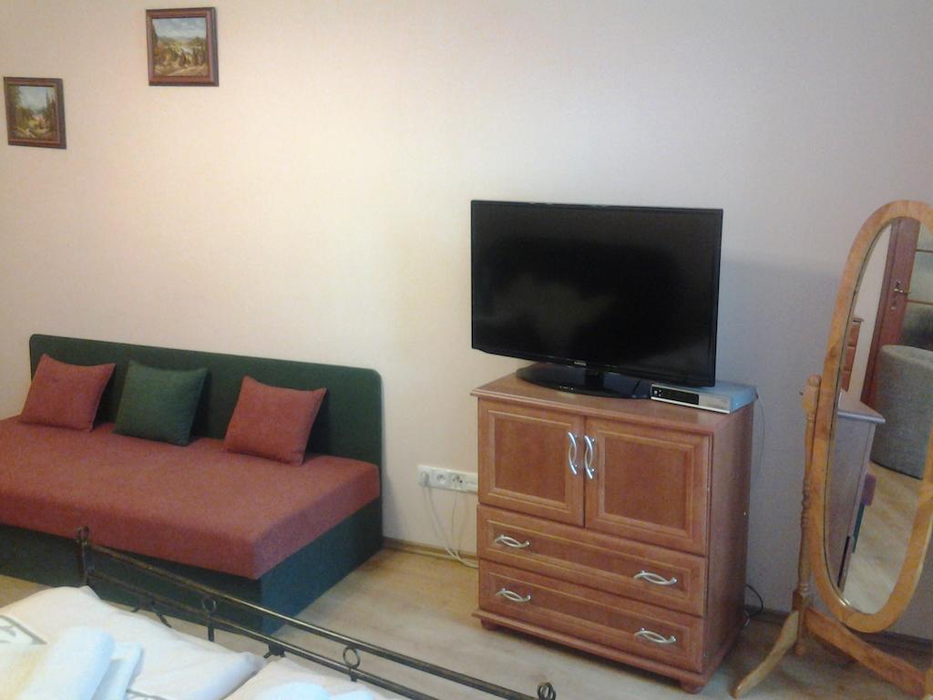Apartment U Tri Jehnatek