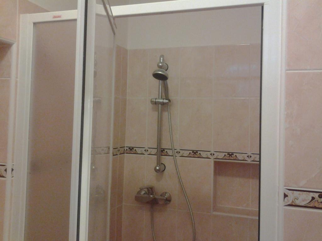Apartment U Tri Jehnatek *
