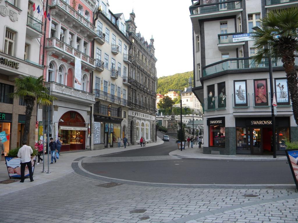 U Tri Jehnatek Karlovy Vary